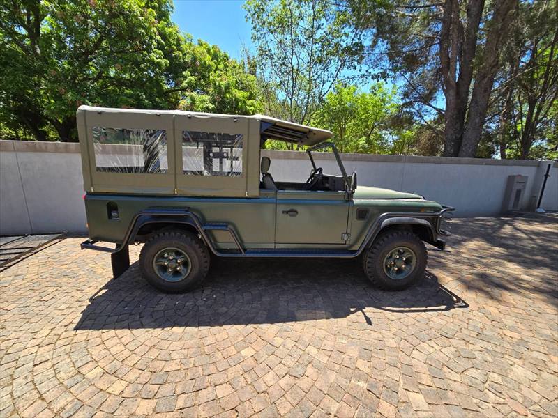 Defender side steps