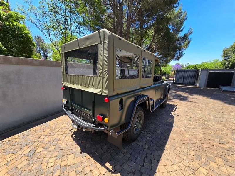 Olive Defender bush bar, rear view