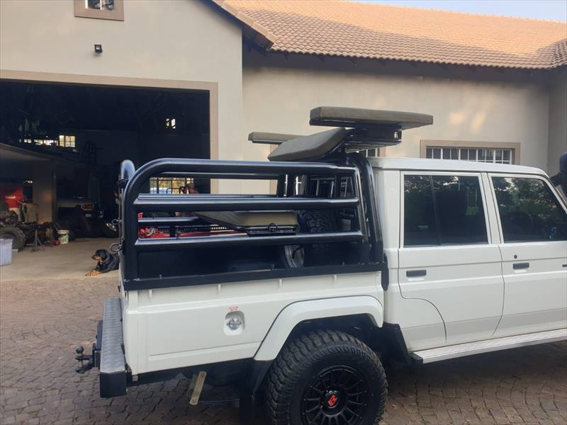 Land Cruiser 79 game viewer tiered seating