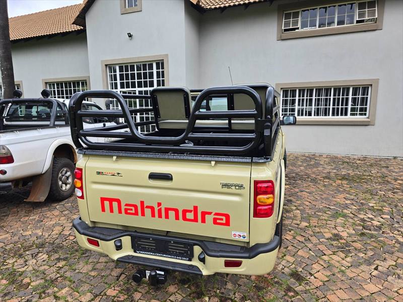 Mahindra Pik Up game viewer from the rear